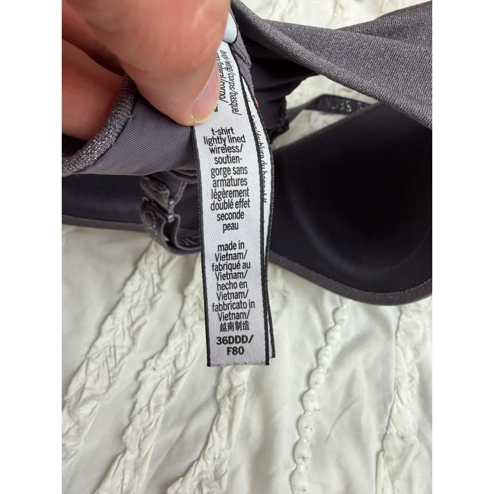 Victorias Secret T-Shirt Wireless Lightly Lined Bra Gray Shimmer 36DDD